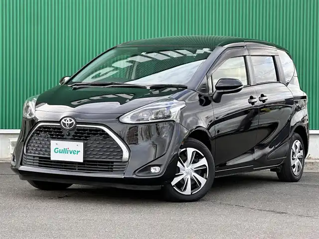 トヨタ シエンタ ファンベースG クエロ 宮城県 2021(令3)年 2.7万km ブラックマイカ パノラミックビュー対応ナビレディパッケージ/・パノラミックビューモニター/・ステアリングスイッチ/・ドアミラーヒーター/＝＝＝/セーフティセンス/・プリクラッシュセーフティ/・レーンディパーチャーアラート/・オートマチックハイビーム/先行車発進告知機能/インテリジェントクリアランスソナー/純正ナビ（NSCN-W68）/・AM/FM/・フルセグTV/・CD/SD/・Bluetooth/ビルトインETC/前後ドライブレコーダー/革巻きステアリング/ハーフレザーシート/両側パワースライドドア/LEDオートライト/フォグランプ/プッシュスタート/スマートキー/横滑り防止装置/純正ドアバイザー/純正フロアマット/Wエアバッグ