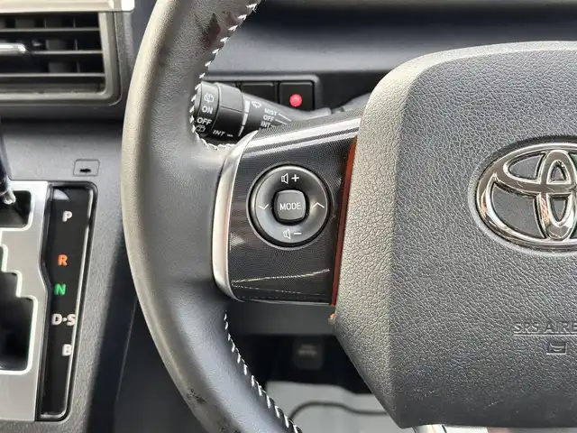 トヨタ シエンタ ファンベースG クエロ 宮城県 2021(令3)年 2.7万km ブラックマイカ パノラミックビュー対応ナビレディパッケージ/・パノラミックビューモニター/・ステアリングスイッチ/・ドアミラーヒーター/＝＝＝/セーフティセンス/・プリクラッシュセーフティ/・レーンディパーチャーアラート/・オートマチックハイビーム/先行車発進告知機能/インテリジェントクリアランスソナー/純正ナビ（NSCN-W68）/・AM/FM/・フルセグTV/・CD/SD/・Bluetooth/ビルトインETC/前後ドライブレコーダー/革巻きステアリング/ハーフレザーシート/両側パワースライドドア/LEDオートライト/フォグランプ/プッシュスタート/スマートキー/横滑り防止装置/純正ドアバイザー/純正フロアマット/Wエアバッグ