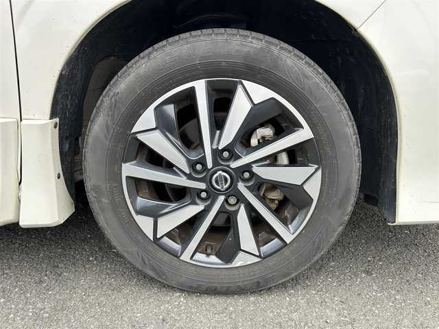 日産 セレナ ハイウェイスター V 静岡県 2022(令4)年 6万km ブリリアントホワイトパール 純正10インチSDナビ/フルセグTV/Bluetooth接続/エマージェンシーブレーキ/プロパイロット/デジタルインナーミラー/アイドリングストップ/ビルトインETC/LEDヘッドライト/ロールサンシェード/シート&ハンドルヒーター/アラウンドビューモニター/両側パワースライドドア/純正16AW