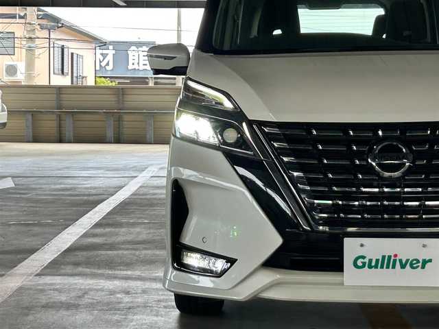 日産 セレナ ハイウェイスター V 静岡県 2022(令4)年 6万km ブリリアントホワイトパール 純正10インチSDナビ/フルセグTV/Bluetooth接続/エマージェンシーブレーキ/プロパイロット/デジタルインナーミラー/アイドリングストップ/ビルトインETC/LEDヘッドライト/ロールサンシェード/シート&ハンドルヒーター/アラウンドビューモニター/両側パワースライドドア/純正16AW