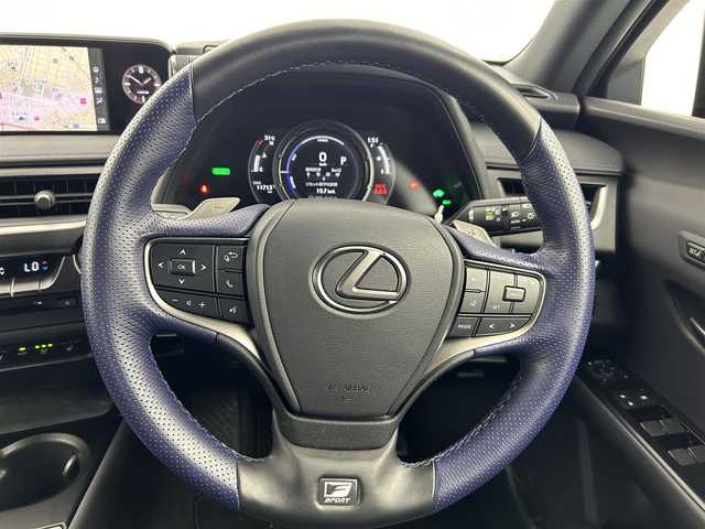 レクサス ＵＸ 250h Fスポーツ スタイルブルー 愛知県 2022(令4)年 1.2万km ソニッククロム 特別仕様車専用　texシート/純正ナビ/サンルーフ/全方位カメラ/レザーシート/ACC/ブラインドスポットモニター/Bluetooth/パワーシート/シートヒーター/シートクーラー/ステアリングヒート/メモリシート/ETC2.0/電動リアゲード/純正フロアマット/純正AW/USB端子入力/オートライト/オートマチックハイビーム/ルーフレール/パドルシフト/オートホールド/コーナーセンサー