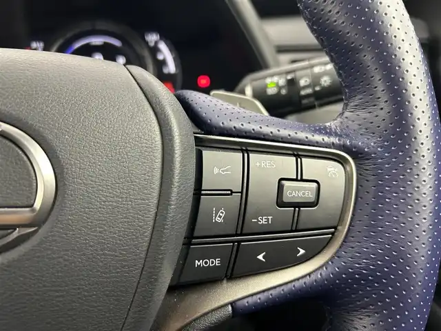 レクサス ＵＸ 250h Fスポーツ スタイルブルー 愛知県 2022(令4)年 1.2万km ソニッククロム 特別仕様車専用　texシート/純正ナビ/サンルーフ/全方位カメラ/レザーシート/ACC/ブラインドスポットモニター/Bluetooth/パワーシート/シートヒーター/シートクーラー/ステアリングヒート/メモリシート/ETC2.0/電動リアゲード/純正フロアマット/純正AW/USB端子入力/オートライト/オートマチックハイビーム/ルーフレール/パドルシフト/オートホールド/コーナーセンサー