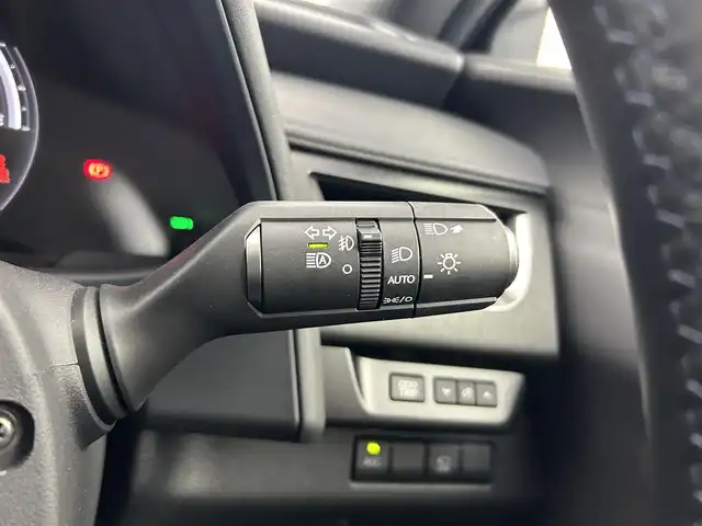レクサス ＵＸ 250h Fスポーツ スタイルブルー 愛知県 2022(令4)年 1.2万km ソニッククロム 特別仕様車専用　texシート/純正ナビ/サンルーフ/全方位カメラ/レザーシート/ACC/ブラインドスポットモニター/Bluetooth/パワーシート/シートヒーター/シートクーラー/ステアリングヒート/メモリシート/ETC2.0/電動リアゲード/純正フロアマット/純正AW/USB端子入力/オートライト/オートマチックハイビーム/ルーフレール/パドルシフト/オートホールド/コーナーセンサー