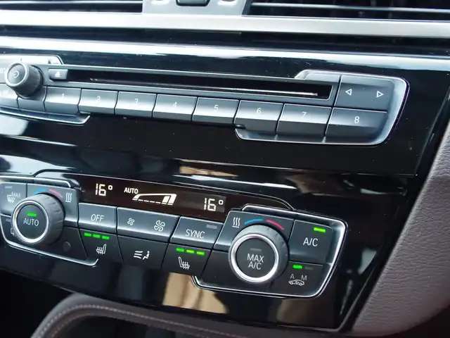 ＢＭＷ Ｘ１ xDrive 18d xライン 埼玉県 2018(平30)年 4.8万km 黒 ブラウンレザーシート/インテリジェントセーフティ/コンフォートパッケージ/パークディスタンスコントロール/バックカメラ/iDriveナビ/ドラレコ/ETC/前席シートヒーター/シートポジションメモリー機能