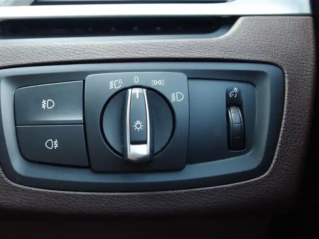 ＢＭＷ Ｘ１ xDrive 18d xライン 埼玉県 2018(平30)年 4.8万km 黒 ブラウンレザーシート/インテリジェントセーフティ/コンフォートパッケージ/パークディスタンスコントロール/バックカメラ/iDriveナビ/ドラレコ/ETC/前席シートヒーター/シートポジションメモリー機能