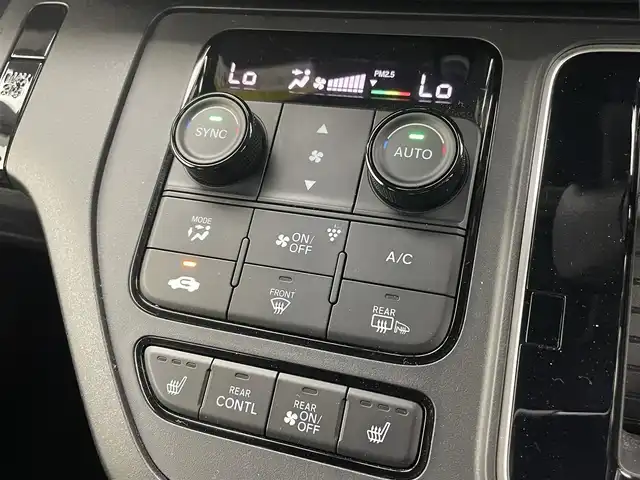 ホンダ ステップワゴン スパーダ プレミアムライン 茨城県 2022(令4)年 1.3万km プラチナホワイトパール 純正11.4型ナビ/全周囲カメラ/フルセグ/純正10.1型フリップダウンモニター/衝突被害軽減ブレーキ/車線逸脱抑制装置/レーダークルーズコントロール/オートマチックハイビーム/クリアランスソナー/BSI/パワーバックドア/両側電動スライドドア/ETC/ドラレコ/シートヒーター/純正17インチAW/LEDヘッドライト/スマートキー