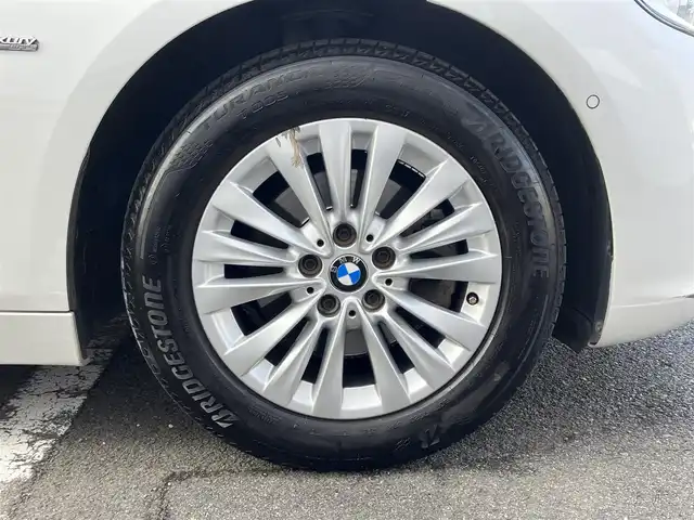ＢＭＷ ２１８ｉ アクティブツアラー ラグジュアリー 三重県 2018(平30)年 6万km ミネラルホワイト ♪パワーバックドア/インテリジェントセーフティー/レーンディパーチャーウォーニング/パークディスタンスコントロール/純正ナビ/　・CD/DVD再生・CD録音/　・Bluetoothオーディオ・USB/バックカメラ/黒革シート/前席パワーシート(D席メモリ付)/前席シートヒーター/スマートキー×2/プッシュスタート/前後ドライブレコーダー/クルーズコントロール/アイドリングストップ/純正16インチAW/LEDヘッドライト/フォグライト /オートライト/オートワイパー/フロアマット/電格ミラー/ETC/サイドカーテンエアバック