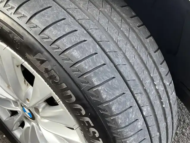 ＢＭＷ ２１８ｉ アクティブツアラー ラグジュアリー 三重県 2018(平30)年 6万km ミネラルホワイト ♪パワーバックドア/インテリジェントセーフティー/レーンディパーチャーウォーニング/パークディスタンスコントロール/純正ナビ/　・CD/DVD再生・CD録音/　・Bluetoothオーディオ・USB/バックカメラ/黒革シート/前席パワーシート(D席メモリ付)/前席シートヒーター/スマートキー×2/プッシュスタート/前後ドライブレコーダー/クルーズコントロール/アイドリングストップ/純正16インチAW/LEDヘッドライト/フォグライト /オートライト/オートワイパー/フロアマット/電格ミラー/ETC/サイドカーテンエアバック