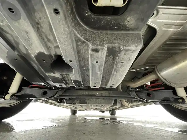 ホンダ フリード モデューロX ホンダセンシング 福島県 2018(平30)年 6.4万km ホワイトオーキッドパール ホンダセンシング　/・CMBS/・車線逸脱警報/・ACC/・レーンアシスト/・歩行者事故低減ステアリング/純正SDナビゲーション/【AM/FM/DVD/CD/Bluetooth/フルセグ】/型番:VXM-187VFNI　/バックカメラ　/ドライブレコーダー　/両側パワースライドドア　/純正フリップダウンモニター　/ハーフレザーシート/プッシュスタート　/・スマートキー　/・スペアキー　/オートライト　/・ＬＥＤライト　/・フォグライト/ステアリングスイッチ/・革巻きステアリング/・チルトステアリング/ETC/ウィンカーミラー