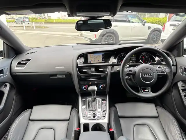 アウディ Ａ５ SB Sライン コンペティションプラス 山梨県 2015(平27)年 5.1万km デイトナグレーパールエフェクト 最終型/黒革/アシスタンスＰ/ＡＣＣ/ＯＰ２０ＡＷ/純正ＨＤＤナビ/Ｂカメラ/ＢＴ/ＣＤ/ＤＶＤ/ＢＳＡ/ＨＩＤヘッドライト/前後コーナーＳ/Ｐシート/シートヒーター/ＬＫＡ/ＥＴＣ/Ａライト/取説