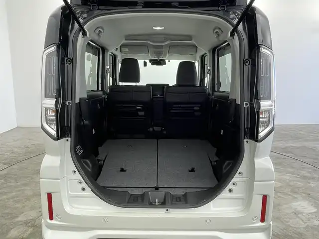 スズキ スペーシア カスタム HYBRID XS ターボ 群馬県 2024(令6)年 0.2万km ピュアホワイトパール/ブラック2トーン 純正ナビ　全方位　アダプティブクルーズコントロール　衝突軽減　両側パワースライドドア　ビルトインＥＴＣ　レーンアシスト　アイドリングストップ　シートヒーター　スマートキー　プッシュスタート　禁煙車