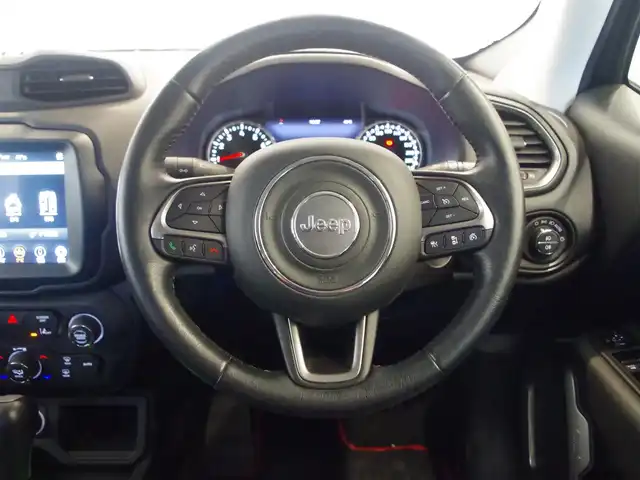 クライスラー・ジープ ジープ レネゲード リミテッド 岐阜県 2021(令3)年 1.9万km 黒 アドバンストブレーキアシスト/LaneSenseTM車線逸脱警報プラス/前面衝突警報（クラッシュミティゲーション付）/ブラインドスポットモニター / リアクロスパスディテクション/Parkviewリアバックアップカメラ/ParkSenseリアパークアシスト/エレクトロニック・スタビリティ・コントロール（横滑り防止）/エレクトロニック・ロール・ミティゲーション（車線逸脱防止）/オールスピードトラクションコントロール（タイヤ空転防止）/アダプティブクルーズコントロール/オーディオナビゲーションシステム/　AM　FM　フルセグTV　Bluetooth　USB /　Apple CarPlay　Android Auto/LEDヘッドライト（デイタイム・ランニング・ライト付）/レザーシート