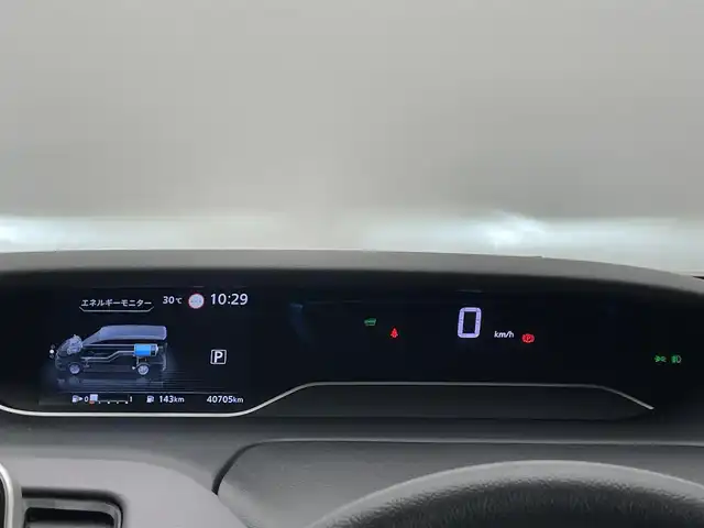 日産 セレナ e－パワー ハイウェイスター V 愛知県 2019(令1)年 4.1万km ブリリアントホワイトパール 純正10インチナビ/フルセグTV/ブルーレイ再生機能/DVD/フリップダウンモニター/アラウンドビューモニター/ブラインドスポットモニター/プロパイロット/クルーズコントロール/両側パワースライドドア/電動パーキング/LEDオートライト/フォグランプ/ETC/ドライブレコーダー/衝突被害軽減ブレーキ/カーテンエアバッグ/コーナーセンサー/純正アルミホイール/純正フロアマット/禁煙車