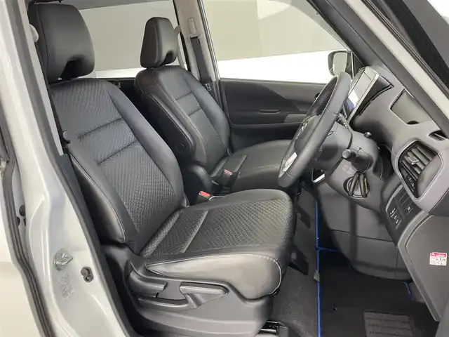 日産 セレナ e－パワー ハイウェイスター V 愛知県 2019(令1)年 4.1万km ブリリアントホワイトパール 純正10インチナビ/フルセグTV/ブルーレイ再生機能/DVD/フリップダウンモニター/アラウンドビューモニター/ブラインドスポットモニター/プロパイロット/クルーズコントロール/両側パワースライドドア/電動パーキング/LEDオートライト/フォグランプ/ETC/ドライブレコーダー/衝突被害軽減ブレーキ/カーテンエアバッグ/コーナーセンサー/純正アルミホイール/純正フロアマット/禁煙車