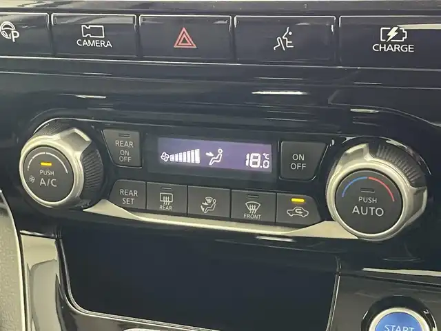 日産 セレナ e－パワー ハイウェイスター V 愛知県 2019(令1)年 4.1万km ブリリアントホワイトパール 純正10インチナビ/フルセグTV/ブルーレイ再生機能/DVD/フリップダウンモニター/アラウンドビューモニター/ブラインドスポットモニター/プロパイロット/クルーズコントロール/両側パワースライドドア/電動パーキング/LEDオートライト/フォグランプ/ETC/ドライブレコーダー/衝突被害軽減ブレーキ/カーテンエアバッグ/コーナーセンサー/純正アルミホイール/純正フロアマット/禁煙車