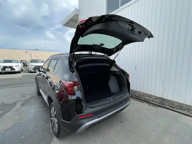 ホンダ ＷＲ－Ｖ Z+ 東京都 2024(令6)年 0.6万km クリスタルブラックパール 純正９型ナビ　/ＴＶ　/Ｂｌｕｅｔｏｏｔｈ　/バックカメラ　/前後ドラレコ　/クルコン　/ＬＥＤヘッドライト　/ルーフレール　/レーンアシスト/横滑り防止装置/衝突被害軽減システム　/ABS/純正フロアマット　/オートライト　/オートエアコン/エンジンスタートボタン/スマートキー/SRSエアバッグ（運転席/カーテン）/純正１７インチアルミホイール
