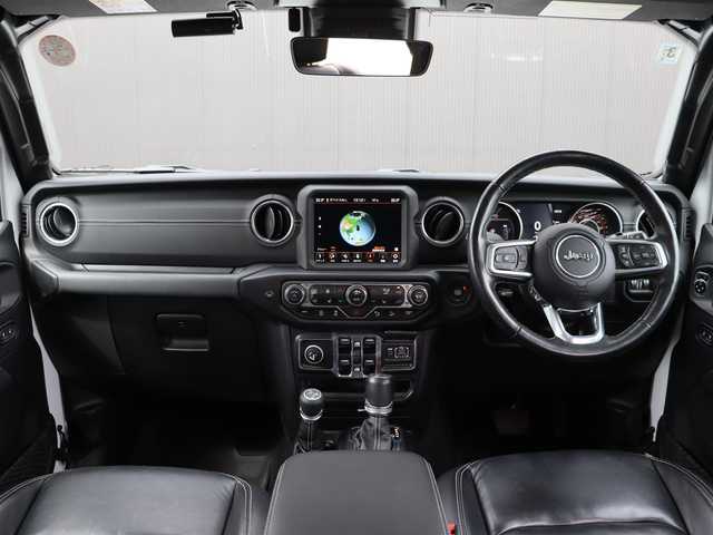 クライスラー・ジープ ジープ ラングラー アンリミテッド サハラ 長野県 2020(令2)年 3.8万km ブライトホワイト 黒革シート/Uconnectナビ/AppleCarPlay/フルセグTV/バック/サイド/フロントカメラ/ACC/衝突軽減ブレーキ/ブラインドスポットA/シートヒーター/ステアリングヒーター/スマートキー/純正18AW/LEDライト/前後ドライブレコーダー