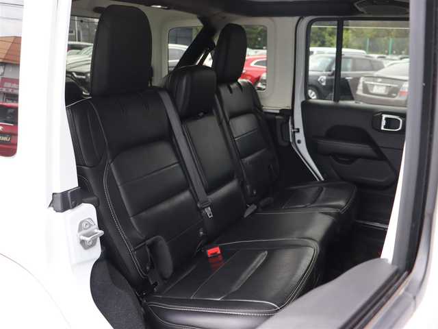 クライスラー・ジープ ジープ ラングラー アンリミテッド サハラ 長野県 2020(令2)年 3.8万km ブライトホワイト 黒革シート/Uconnectナビ/AppleCarPlay/フルセグTV/バック/サイド/フロントカメラ/ACC/衝突軽減ブレーキ/ブラインドスポットA/シートヒーター/ステアリングヒーター/スマートキー/純正18AW/LEDライト/前後ドライブレコーダー