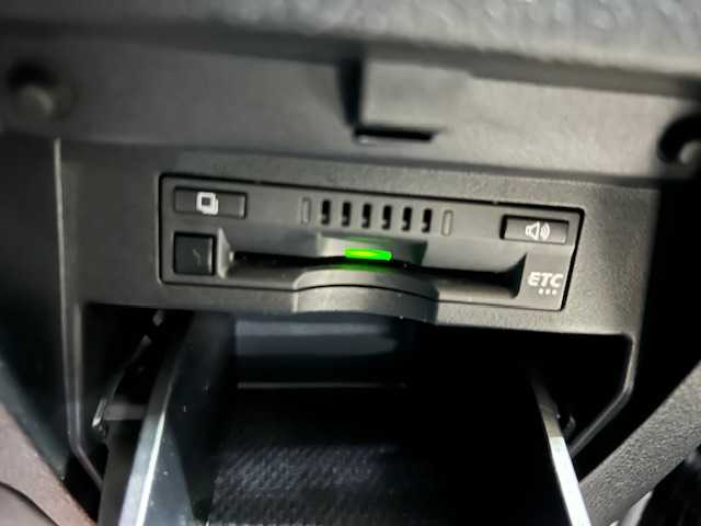 トヨタ アルファードハイブリット SR 道央・札幌 2018(平30)年 4.5万km スパークリングブラックパールクリスタルシャイン 【2510017353】/４ＷＤ　/モデリスタエアロ　/１０インチナビ　/フルセグＴＶ　/バックカメラ　/トヨタセーフティセンス　/両側電動スライドドア　/デジタルインナーミラー　/純正１７インチアルミホイール　/黒革シート　/エアシート　/ＥＴＣ/LEDヘッドライト