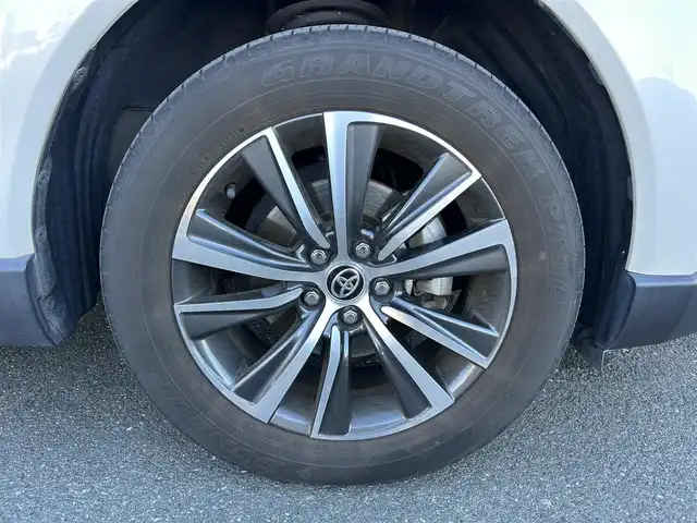 トヨタ ハリアー G レザーパッケージ 静岡県 2021(令3)年 3.7万km ホワイトパールクリスタルシャイン トヨタセーフティセンス/・プリクラッシュセーフティ/・レーントレーシングアシスト/・レーダークルーズコントロール/・アダプティブハイビームアシスト/・パーキングブレーキ/純正ディスプレイオーディオ/デジタルインナーミラー/ビルトインＥＴＣ/雨滴感応フロントバイパー/パワーメモリーシート/シートヒーター/シートクーラー/パワーバックドア/バックカメラ/LEDオートヘッドライト/デュアルエアコン/純正18AW