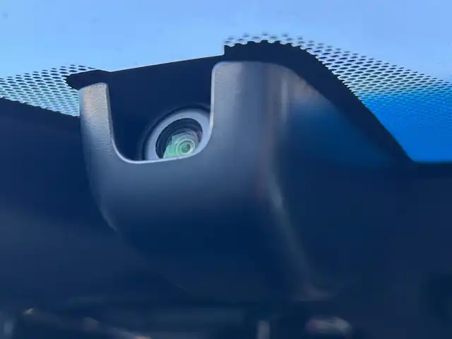 トヨタ ハリアー G レザーパッケージ 静岡県 2021(令3)年 3.7万km ホワイトパールクリスタルシャイン トヨタセーフティセンス/・プリクラッシュセーフティ/・レーントレーシングアシスト/・レーダークルーズコントロール/・アダプティブハイビームアシスト/・パーキングブレーキ/純正ディスプレイオーディオ/デジタルインナーミラー/ビルトインＥＴＣ/雨滴感応フロントバイパー/パワーメモリーシート/シートヒーター/シートクーラー/パワーバックドア/バックカメラ/LEDオートヘッドライト/デュアルエアコン/純正18AW