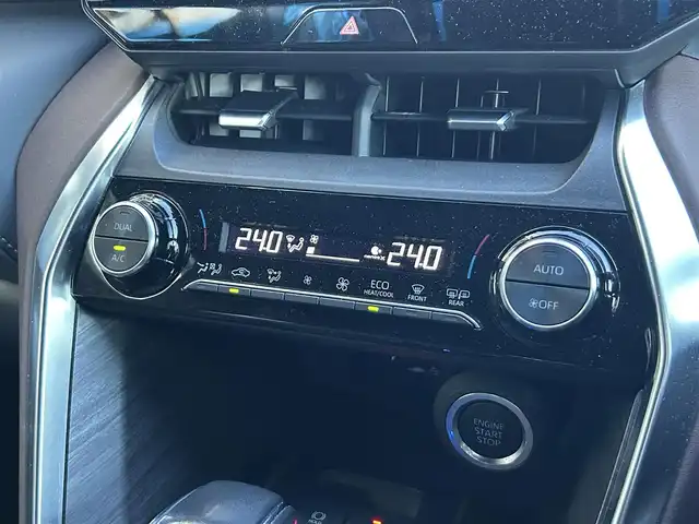 トヨタ ハリアー G レザーパッケージ 静岡県 2021(令3)年 3.7万km ホワイトパールクリスタルシャイン トヨタセーフティセンス/・プリクラッシュセーフティ/・レーントレーシングアシスト/・レーダークルーズコントロール/・アダプティブハイビームアシスト/・パーキングブレーキ/純正ディスプレイオーディオ/デジタルインナーミラー/ビルトインＥＴＣ/雨滴感応フロントバイパー/パワーメモリーシート/シートヒーター/シートクーラー/パワーバックドア/バックカメラ/LEDオートヘッドライト/デュアルエアコン/純正18AW