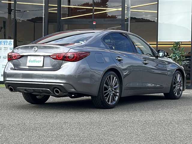 日産 スカイライン 400R 大阪府 2021(令3)年 3.3万km ダークメタルグレー １オーナー　衝突軽減システム　純正ナビ　全方位カメラ　フルセグＴＶ　ＣＤ　ＤＶＤ　ＢＴ　黒レザーシート　パワーシート　シートメモリ　シートヒーター　パドルシフト　レーダークルコン　ＥＴＣ２．０　ＬＥＤヘッドライト　ドライブレコーダー　プッシュスタート　スマートキー　取扱説明書　保証書　純正アルミホイール　純正フロアマット　