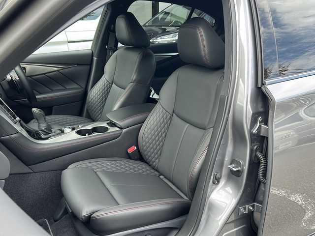 日産 スカイライン 400R 大阪府 2021(令3)年 3.3万km ダークメタルグレー １オーナー　衝突軽減システム　純正ナビ　全方位カメラ　フルセグＴＶ　ＣＤ　ＤＶＤ　ＢＴ　黒レザーシート　パワーシート　シートメモリ　シートヒーター　パドルシフト　レーダークルコン　ＥＴＣ２．０　ＬＥＤヘッドライト　ドライブレコーダー　プッシュスタート　スマートキー　取扱説明書　保証書　純正アルミホイール　純正フロアマット　