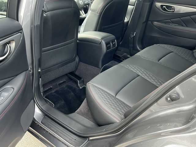 日産 スカイライン 400R 大阪府 2021(令3)年 3.3万km ダークメタルグレー １オーナー　衝突軽減システム　純正ナビ　全方位カメラ　フルセグＴＶ　ＣＤ　ＤＶＤ　ＢＴ　黒レザーシート　パワーシート　シートメモリ　シートヒーター　パドルシフト　レーダークルコン　ＥＴＣ２．０　ＬＥＤヘッドライト　ドライブレコーダー　プッシュスタート　スマートキー　取扱説明書　保証書　純正アルミホイール　純正フロアマット　