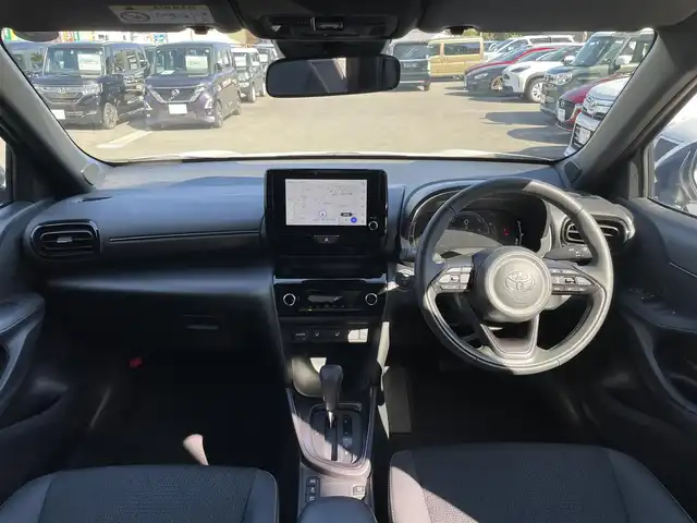 トヨタ ヤリスクロス ハイブリッド Z 静岡県 2025(令7)年 0.4万km プラチナホワイトパールマイカ レンタアップ車/純正ディスプレイオーディオナビ/（AM/FM/BT/Miracast)/HDMI端子/全方位カメラ/バックカメラ/レーダークルーズコントロール/ハーフレザーシート/運転席パワーシート/前席シートヒーター/ハンドルヒーター/ブラインドスポットモニター/トヨタセーフティセンス/プリクラッシュセーフティ/レーンキープアシスト/横滑り防止装置/電動パーキングブレーキ/オートホールド/ビルトインETC/スマートキー/プッシュスタート/スペアキー×１/ステアリングスイッチ/LEDヘッドライト/オートマチックハイビーム/電格ミラー/純正18インチアルミホイール/保証書