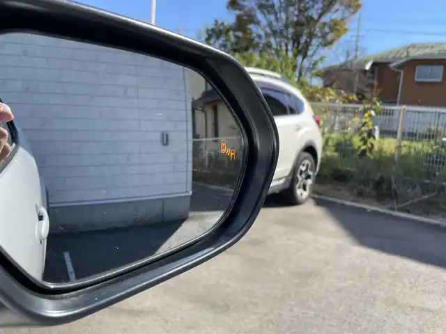 トヨタ ヤリスクロス ハイブリッド Z 静岡県 2025(令7)年 0.4万km プラチナホワイトパールマイカ レンタアップ車/純正ディスプレイオーディオナビ/（AM/FM/BT/Miracast)/HDMI端子/全方位カメラ/バックカメラ/レーダークルーズコントロール/ハーフレザーシート/運転席パワーシート/前席シートヒーター/ハンドルヒーター/ブラインドスポットモニター/トヨタセーフティセンス/プリクラッシュセーフティ/レーンキープアシスト/横滑り防止装置/電動パーキングブレーキ/オートホールド/ビルトインETC/スマートキー/プッシュスタート/スペアキー×１/ステアリングスイッチ/LEDヘッドライト/オートマチックハイビーム/電格ミラー/純正18インチアルミホイール/保証書