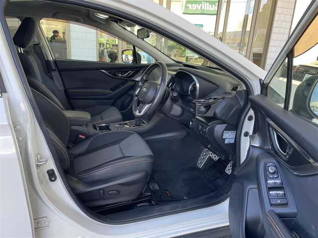 スバル インプレッサ ＸＶ 2．0i－S アイサイト 長崎県 2019(平31)年 3.6万km クリスタルホワイトP 純正SDナビDIATONESOUND/（フルセグ、AM、FM、BTオーディオ、CD）/バックカメラ/サイドカメラ/ステアリングスイッチ/MT付きAT/パドルシフト/DN席パワーシート/LDA/アイサイト/RAB/BSM/SRH/追従クルーズコントロール/電子サイドブレーキ/アイドリングストップ/オートライト/ETC/純正フロアマット/ドアバイザー/LED　Liner/ブロックタイヤ　GEOLANDAR X-AT/社外AW　AZsports/取扱説明書/保証書