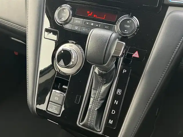 三菱 デリカＤ：５ P 道南・函館 2024(令6)年 2.6万km ホワイトダイヤモンド /社外ナビ//アラウンドビューモニター//ドライブレコーダー//ETC//両側パワースライドドア//ステアリングヒーター//前席シートヒーター//運転席パワーシート//衝突被害軽減システム//アダプティブクルーズコントロール//e-Assist//ブラインドスポットモニター//LEDヘッドライト//オートライト//スマートキー//エンジンプッシュスタート