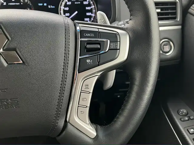 三菱 デリカＤ：５ P 道南・函館 2024(令6)年 2.6万km ホワイトダイヤモンド /社外ナビ//アラウンドビューモニター//ドライブレコーダー//ETC//両側パワースライドドア//ステアリングヒーター//前席シートヒーター//運転席パワーシート//衝突被害軽減システム//アダプティブクルーズコントロール//e-Assist//ブラインドスポットモニター//LEDヘッドライト//オートライト//スマートキー//エンジンプッシュスタート