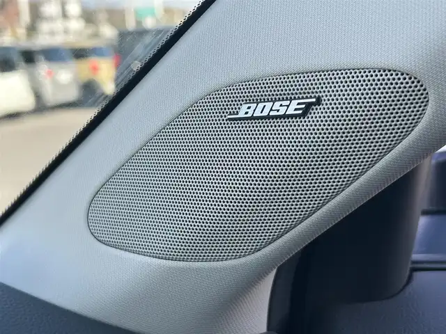 ホンダ ＺＲ－Ｖ ハイブリッド e:HEV Z 岡山県 2023(令5)年 1.6万km プラチナホワイトパール 登録時走行距離15833km/BOSEサウンドシステム/純正ナビ（AM.FM.TV.BT.CarPlay）/全方位カメラ/パワーバックドア/ホンダセンシング/・衝突軽減ブレーキ/・車線維持支援システム/・アダプティブクルーズコントロール/・踏み間違い衝突軽減システム/・ブラインドスポットモニター/・パーキングセンサーシステム/D/N席シートヒーター/D/N席パワーシート/ワイヤレス充電/前後ドライブレコーダー/ステアリングヒーター/LEDヘッドライト