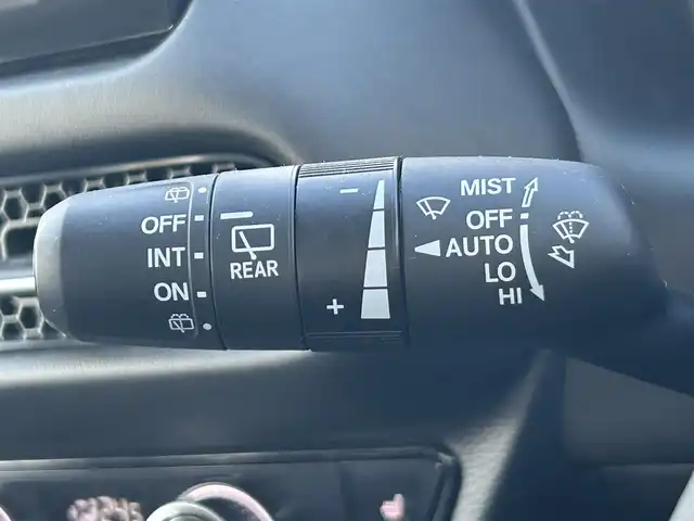 ホンダ ＺＲ－Ｖ ハイブリッド e:HEV Z 岡山県 2023(令5)年 1.6万km プラチナホワイトパール 登録時走行距離15833km/BOSEサウンドシステム/純正ナビ（AM.FM.TV.BT.CarPlay）/全方位カメラ/パワーバックドア/ホンダセンシング/・衝突軽減ブレーキ/・車線維持支援システム/・アダプティブクルーズコントロール/・踏み間違い衝突軽減システム/・ブラインドスポットモニター/・パーキングセンサーシステム/D/N席シートヒーター/D/N席パワーシート/ワイヤレス充電/前後ドライブレコーダー/ステアリングヒーター/LEDヘッドライト