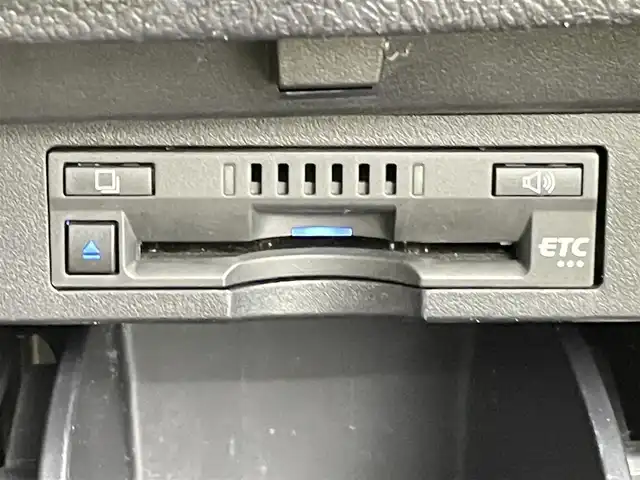 トヨタ アルファード S タイプゴールド 千葉県 2021(令3)年 3.6万km ブラック 禁煙車/トヨタセーフティセンス/・プリクラッシュセーフティ/・レーントレーシングアシスト/・レーダークルーズコントロール/・オートマチックハイビーム/・プロアクティブドライビングアシスト/・アダプティブハイビームシステム/・ロードサインアシスト/両側パワースライドドア/ツインムーンルーフ/パワーバックドア/純正9インチディスプレイオーディオ/デジタルインナーミラー/純正12.1インチフリップダウンモニター/バックカメラ/レーダークルーズコントロール/LEDオートライト/ハーフレザーシート/純正18インチアルミホイール/オートエアコン/USBポート/プッシュスタート/スマートキー