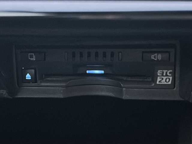 トヨタ クラウン ハイブリッド RS 茨城県 2019(平31)年 8.6万km ホワイトパールクリスタルシャイン 純正SDナビ/　　BT/CD/DVD/フルセグ/バックカメラ/パドルシフト/レーダークルーズコントロール/パワーシート/純正18インチアルミホイール/LEDオートライト/オートマティックハイビーム/コーナーセンサー/スマートキー/ETC2.0