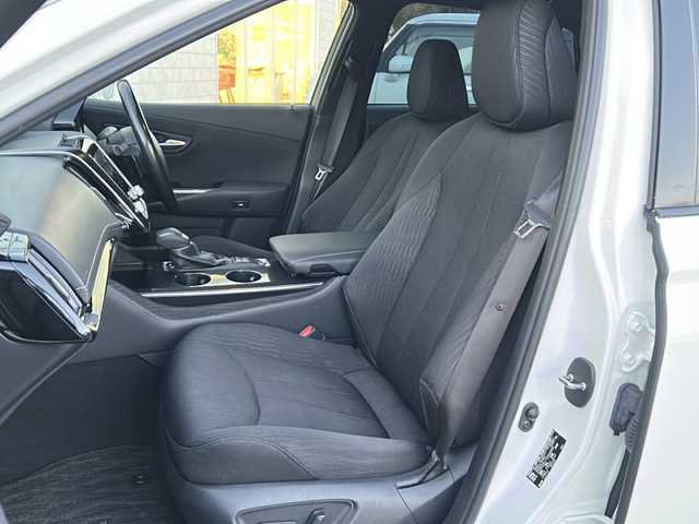 トヨタ クラウン ハイブリッド RS 茨城県 2019(平31)年 8.6万km ホワイトパールクリスタルシャイン 純正SDナビ/　　BT/CD/DVD/フルセグ/バックカメラ/パドルシフト/レーダークルーズコントロール/パワーシート/純正18インチアルミホイール/LEDオートライト/オートマティックハイビーム/コーナーセンサー/スマートキー/ETC2.0