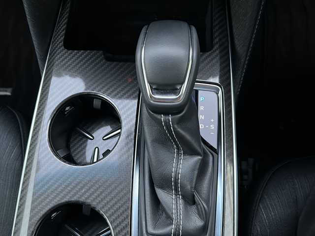 トヨタ クラウン ハイブリッド RS 茨城県 2019(平31)年 8.6万km ホワイトパールクリスタルシャイン 純正SDナビ/　　BT/CD/DVD/フルセグ/バックカメラ/パドルシフト/レーダークルーズコントロール/パワーシート/純正18インチアルミホイール/LEDオートライト/オートマティックハイビーム/コーナーセンサー/スマートキー/ETC2.0