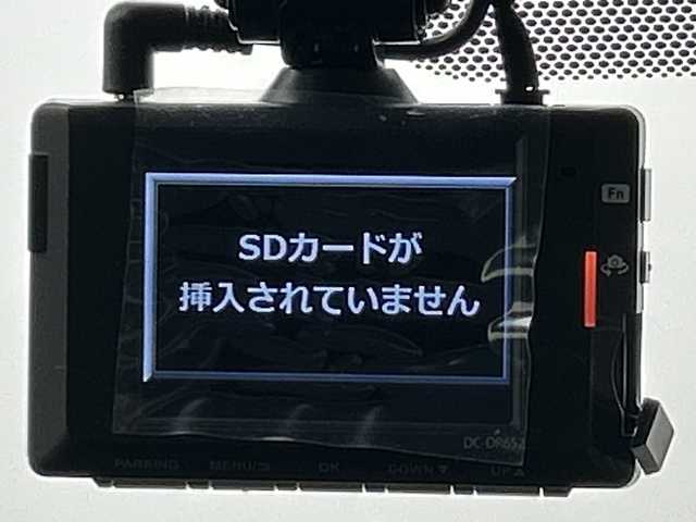 トヨタ カローラ クロス ハイブリッド Z 三重県 2022(令4)年 3万km アティチュードブラックマイカ /禁煙車//純正ディスプレイオーディオ/（USB.BT.AppleCarPlay.AndroidAuto）//全方位カメラ//トヨタセーフティセンス//レーダークルーズコントロール//前席シートヒーター//ETC//パワーバックドア//BSM//オートハイビーム//ルーフレール//ワイヤレスチャージャー