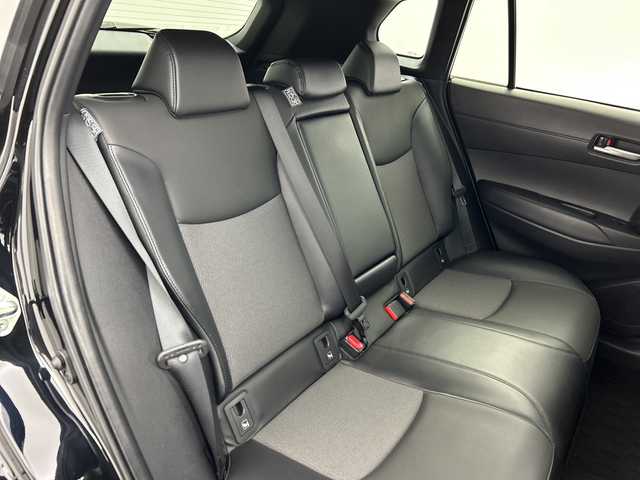 トヨタ カローラ クロス ハイブリッド Z 三重県 2022(令4)年 3万km アティチュードブラックマイカ /禁煙車//純正ディスプレイオーディオ/（USB.BT.AppleCarPlay.AndroidAuto）//全方位カメラ//トヨタセーフティセンス//レーダークルーズコントロール//前席シートヒーター//ETC//パワーバックドア//BSM//オートハイビーム//ルーフレール//ワイヤレスチャージャー