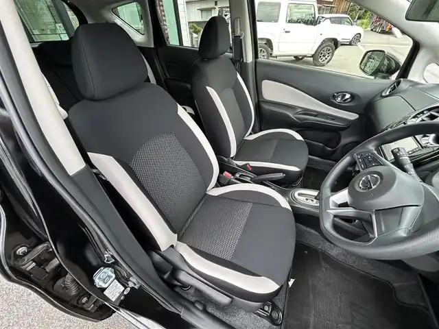 日産 ノート X DIG－S 愛媛県 2018(平30)年 0.4万km スーパーブラック 純正7型ナビ(AM/FM/CD/BT/フルセグTV)/バックカメラ/ドライブレコーダー/アイドリングストップ/エマージェンシーブレーキ/LEDヘッドライト/車線逸脱防止装置/ステアリングリモコン/電格ミラー/ETC/オートライト/シガーソケット/純正ホイールキャップ/現状サマー(鉄)(185/70/R14)/BRIDGESTONE EcoPia NH200