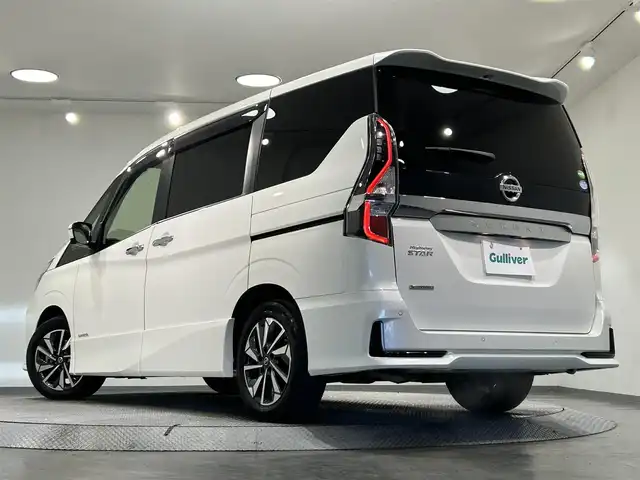 日産 セレナ ハイウェイスター V 愛知県 2021(令3)年 3.6万km ブリリアントホワイトパール ９インチナビ　/（Bluetooth/フルセグTV/iPod/HDMI)/フリップダウンモニター　/両側電動スライドドア　/アラウンドビューモニター　/衝突軽減ブレーキ　/LEDヘッドライト　/ドライブレコーダー　/デジタルインナーミラー　/ブラインドスポットモニター/オートブレーキホールド