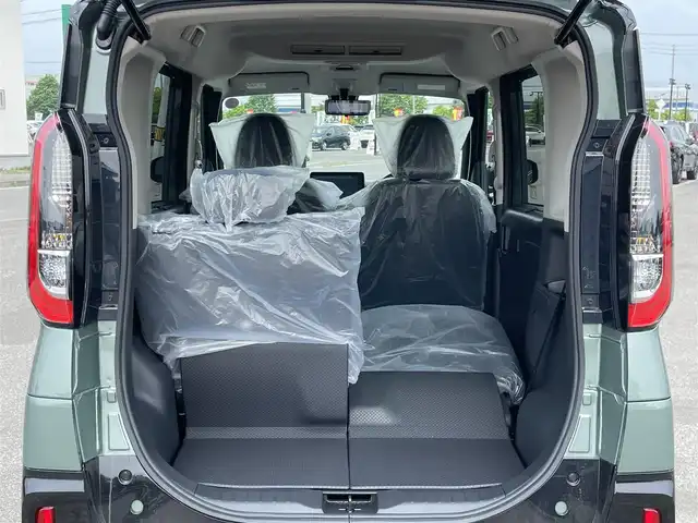 三菱 デリカミニ T プレミアム 道央・札幌 2025(令7)年 0.1万km未満 緑Ｍ ４WD/ワンオーナー/純正ディスプレイオーディオ/AM/FM/BT/MI-PILOT/衝突被害軽減ブレーキ/横滑り防止装置/レーダークルーズコントロール/ダウンヒルアシストコントロール/レーンキープアシスト/クリアランスソナー/マルチアラウンドモニター/デジタルインナーミラー/アイドリングストップ/両側パワースライドドア/前席シートヒーター/ハーフレザーシート/革巻きステアリング/ステアリングリモコン/パドルシフト/ハンドルヒーター/電動パーキング/オートブレーキホールド/プッシュスタート/スマートキー/LEDヘッドライト/オートライト/フォグランプ/ヘッドライトレベライザー/電動格納ミラー/ウィンカーミラー/スペアキー