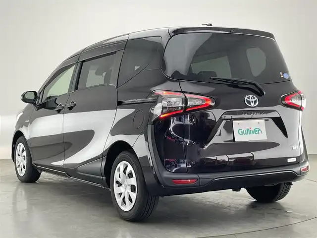 トヨタ シエンタ ハイブリッド G クエロ 愛知県 2018(平30)年 8.4万km クールボルドーガラスフレーク アルパインナビ　フルセグＴＶ　Ｂｌｕｅｔｏｏｔｈ　バックカメラ　両側パワースライドドア　ＥＴＣ　ハーフレザーシート　セーフティセンス　衝突軽減装置　車線逸脱　ＬＥＤヘッドライト　フォグランプ　禁煙車