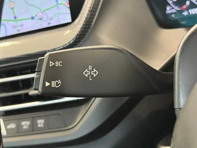 ＢＭＷ ＢＭＷ ２１８ｄ グランクーペ プレイ EDジョイ+ 熊本県 2021(令3)年 0.1万km未満 ミネラルホワイト 純正HDDナビ（AppleCarPlay、Bluetooth、USB）/バックカメラ/パワーシート/コーナーセンサー/純正17インチアルミホイール/LEDヘッドライト/ワイヤレス充電/前後ドライブレコーダー