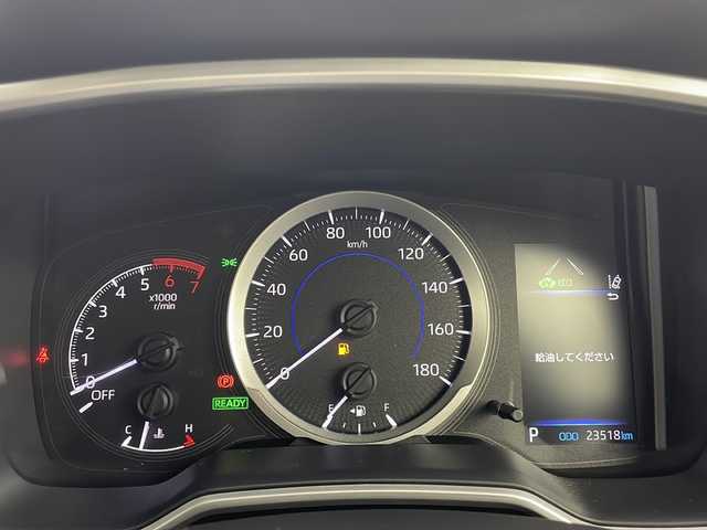 トヨタ カローラツーリング ハイブリッド G－X プラス 千葉県 2021(令3)年 2.4万km ブラックマイカ セーフティセンス/・プリクラッシュセーフティ/・レーントレーシングアシスト/・全車速追従機能レーダークルーズ/・オートマチックハイビーム/・ロードサインアシスト/純正ディスプレイナビ/・フルセグTV/・Bluetooth接続/スマートキー/プッシュスタート/LEDヘッドライト/フォグランプ/ヘッドライトレベライザー