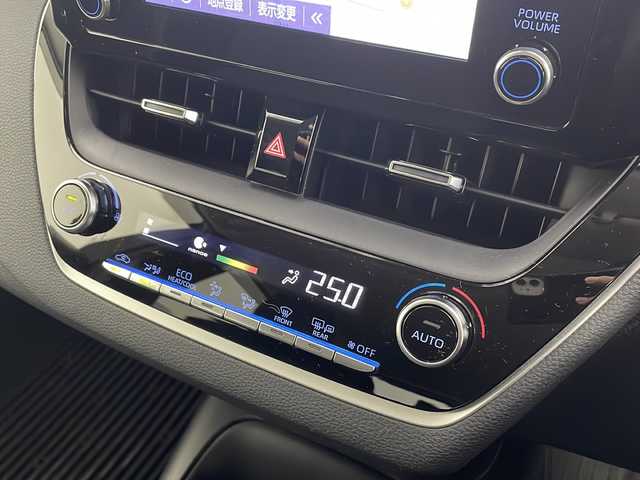 トヨタ カローラツーリング ハイブリッド G－X プラス 千葉県 2021(令3)年 2.4万km ブラックマイカ セーフティセンス/・プリクラッシュセーフティ/・レーントレーシングアシスト/・全車速追従機能レーダークルーズ/・オートマチックハイビーム/・ロードサインアシスト/純正ディスプレイナビ/・フルセグTV/・Bluetooth接続/スマートキー/プッシュスタート/LEDヘッドライト/フォグランプ/ヘッドライトレベライザー