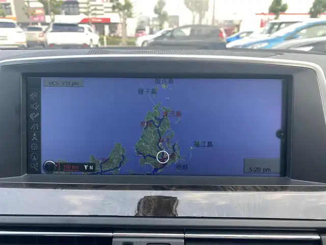 ＢＭＷ ６４０ｉ グランクーペ 福岡県 2013(平25)年 4.5万km 白 ・サンルーフ/・クルーズコントロール/・純正ナビ/USB/Bluetooth/CD/DVD/AUX/・バックカメラ/・黒革シート/シートヒーター/・フルセグ/・ETC/・純正19AW/・プッシュスタート/・パーキングアシスト/・アイドリングストップ/・スマートキー/・パワーシート/・オートライト/・電子パーキング/・パドルシフト